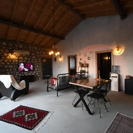 Hotel Havuzlu Jakuzili Luex Tas Village Kemer (Menekse Mahallesi)