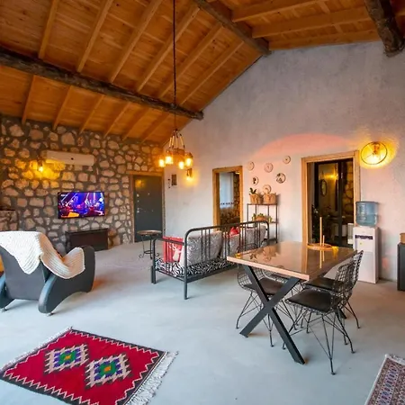 Havuzlu Jakuzili Luex Tas Village * Кемер