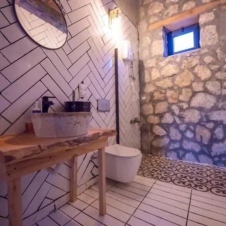 Havuzlu Jakuzili Luex Tas Village Кемер