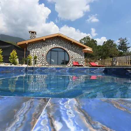 Отель Havuzlu Jakuzili Luex Tas Village *