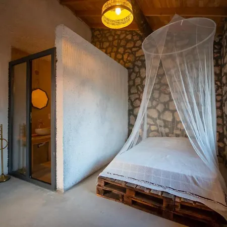 Havuzlu Jakuzili Luex Tas Village * Кемер