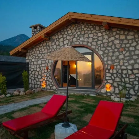 Havuzlu Jakuzili Luex Tas Village Отель *